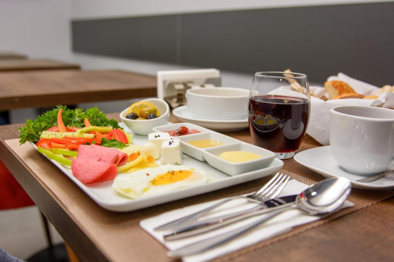 Hotel Adora Tbilisi Eksteriør billede